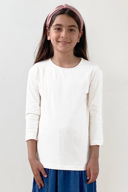 3/4 sleeve snug fit cotton crewneck layering shirt for girls